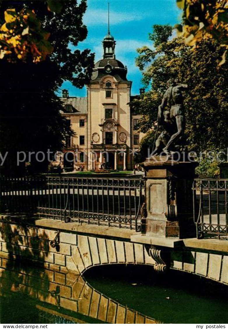 Bueckeburg Schloss Schlossbr?cke Bronzeplastik Adrian de Vries Venus und Adonis