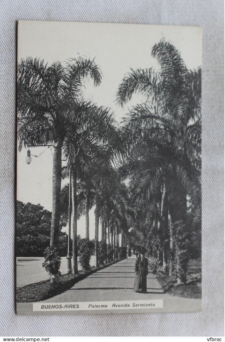 Buenos Aires, Palermo avenida Sarmiento, Argentine