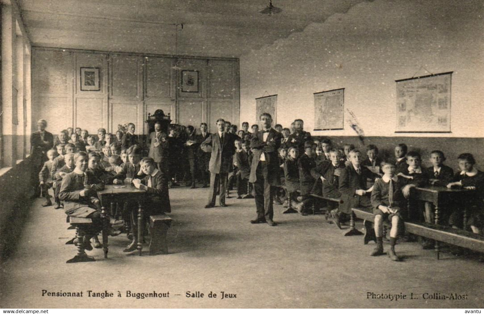 BUGGENHOUT / KOSTSCHOOL TANGHE
