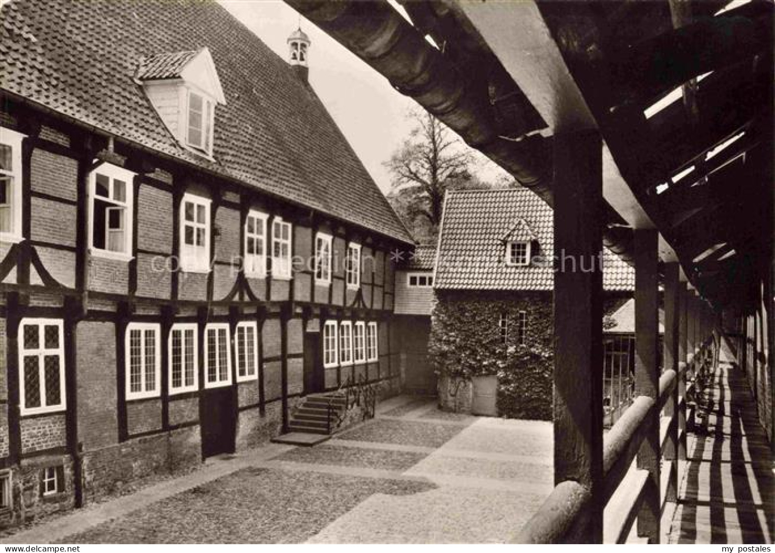 Burg Dinklage Benediktinerinnenkloster St Scholastika Blick vom Apostelgang auf