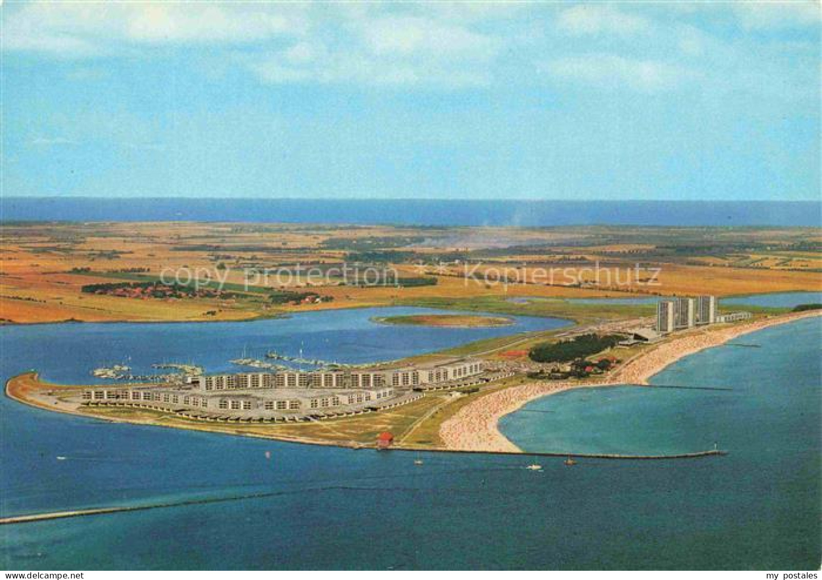 Burg Fehmarn Ostseebad Strand Hafen Fliegeraufnahme Ostsee Fehmarn Hochhaeuser