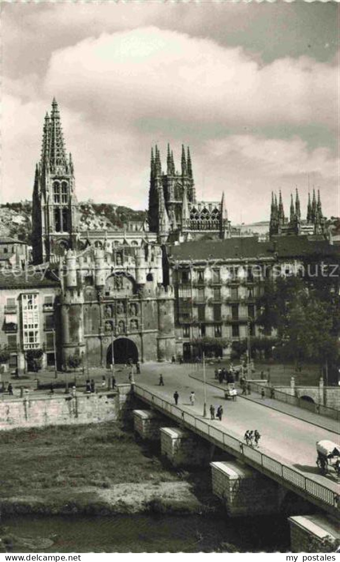 BURGOS Castilla y Leon ES Arco de Santa Maria y Catedral