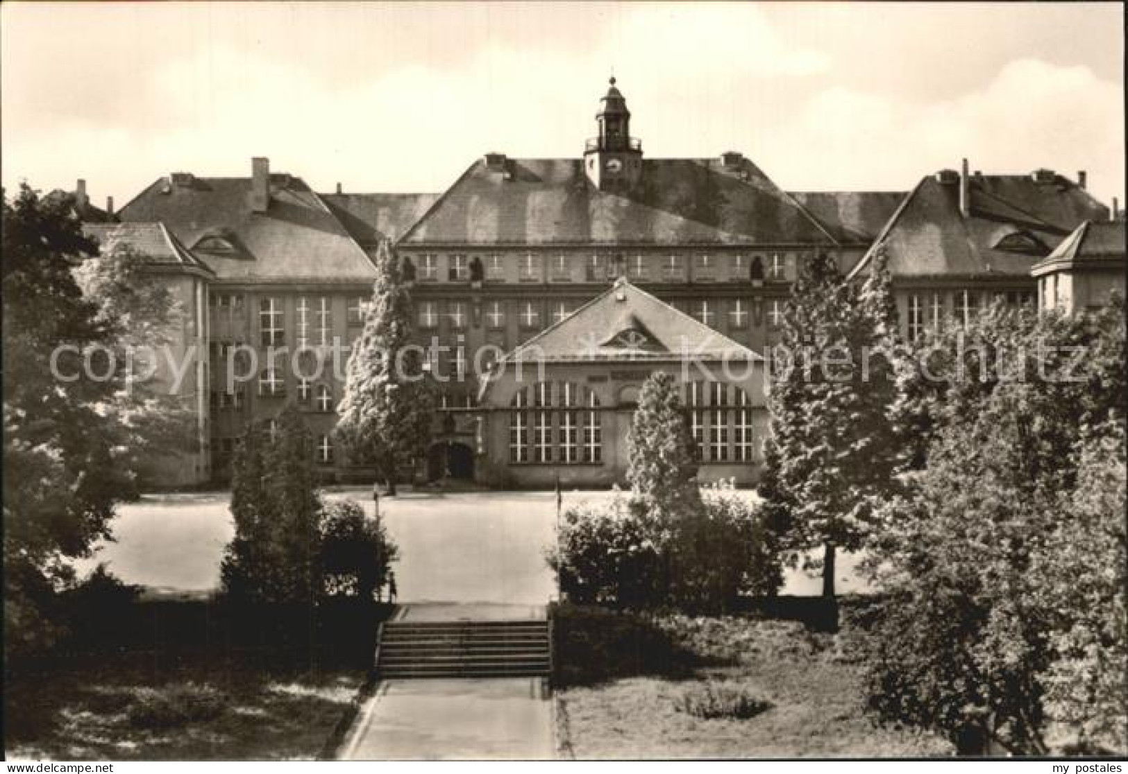 Burgstaedt Sachsen Ernst-Schneller-Schule