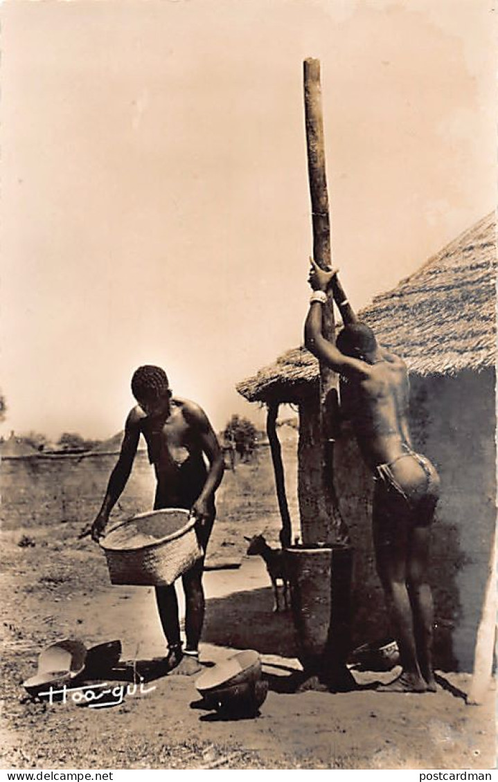 Burkina Faso - Femmes pilant le mil - Ed. Pociello 104