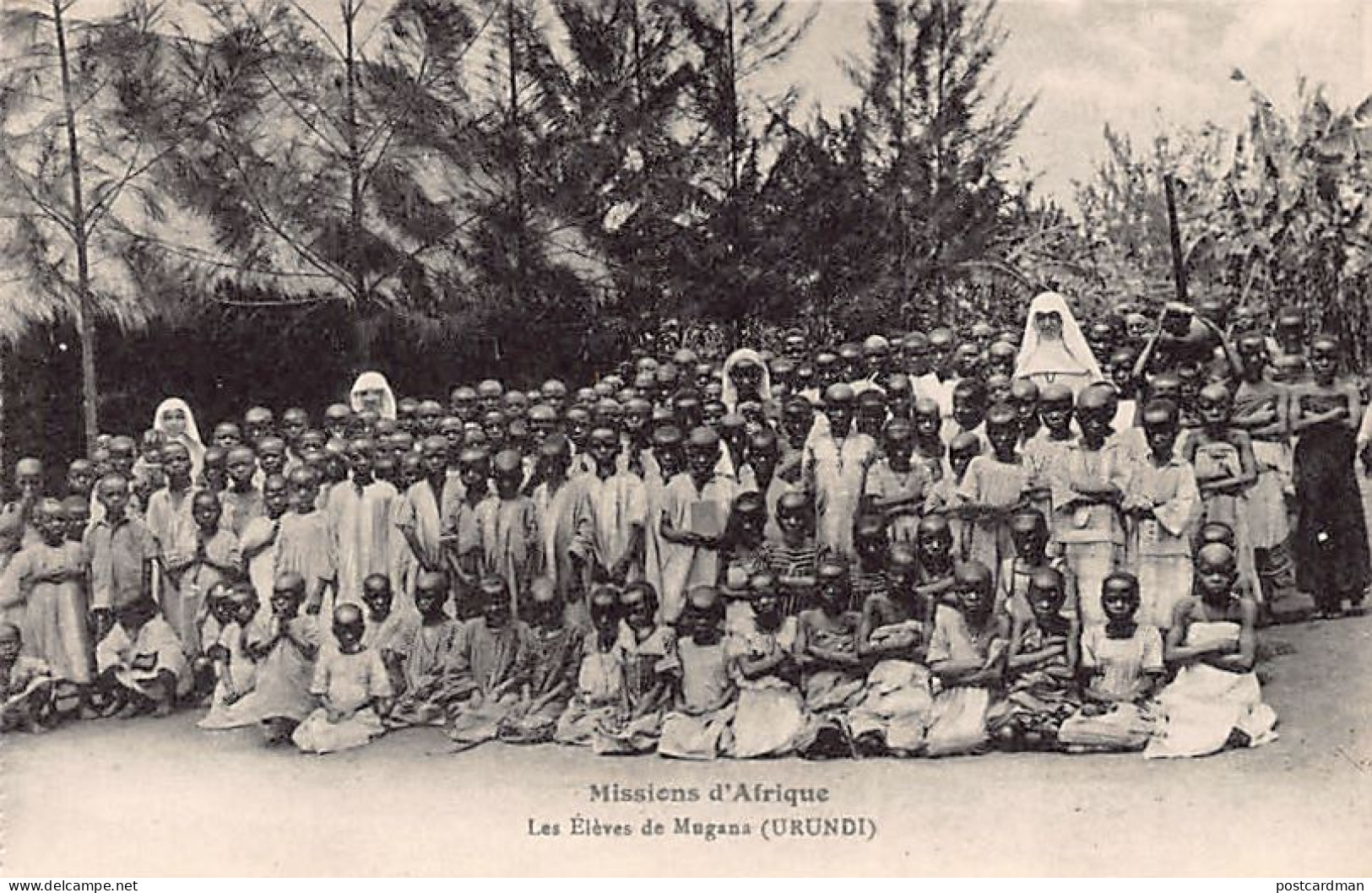 Burundi - Les élèves de Mugana - Ed. Soeurs Missionnaires de Notre-Dame d'Afrique - Soeurs blanches du Cardinal Lavigeri