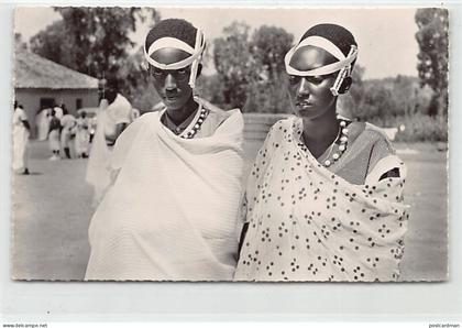 Burundi - Princesses de la Cour du Mwami - Ed.Hoa-Qui 2350