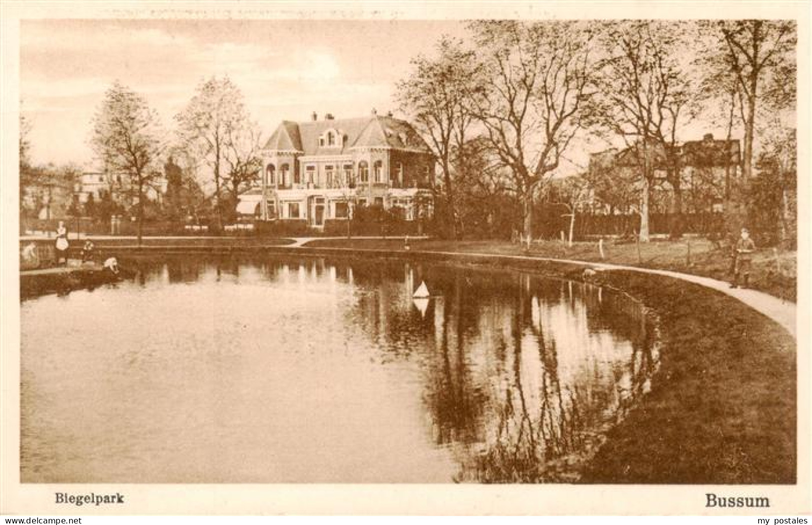 Bussum NL Biegelpark Teich