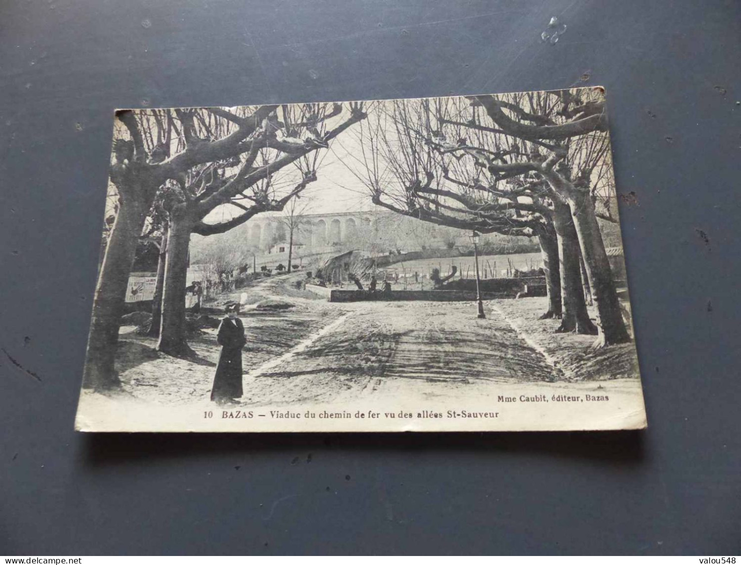 C-8537 , CPA, BAZAS, Viaduc du Chemin de Fer vu des Allées Saint Sauveur
