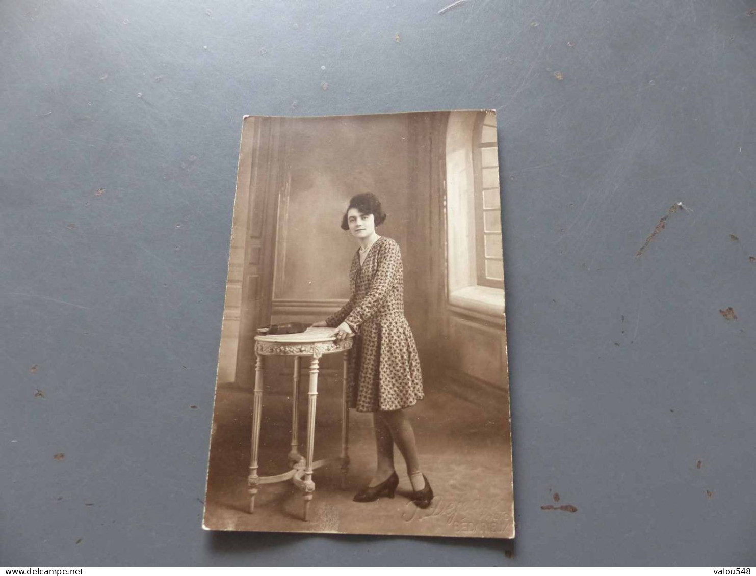 C-9991 , Carte-Photo, BEDARIEUX, Une jeune femme en robe, Photographie DEJEAN