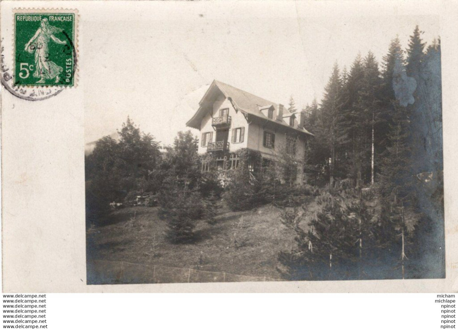C P A   38  -  SAINT  LAURENT DU PONT - CARTE PHOTO  une villa