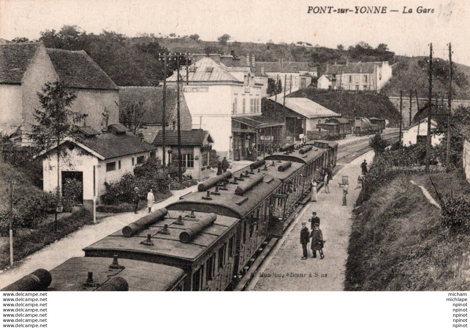 C P A  89 PONT SUR YONNE - la gare