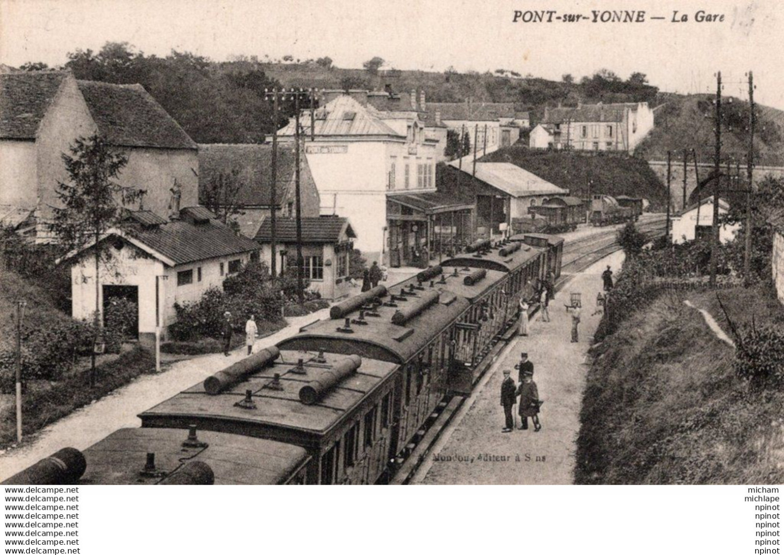 C P A  89 PONT SUR YONNE - la gare