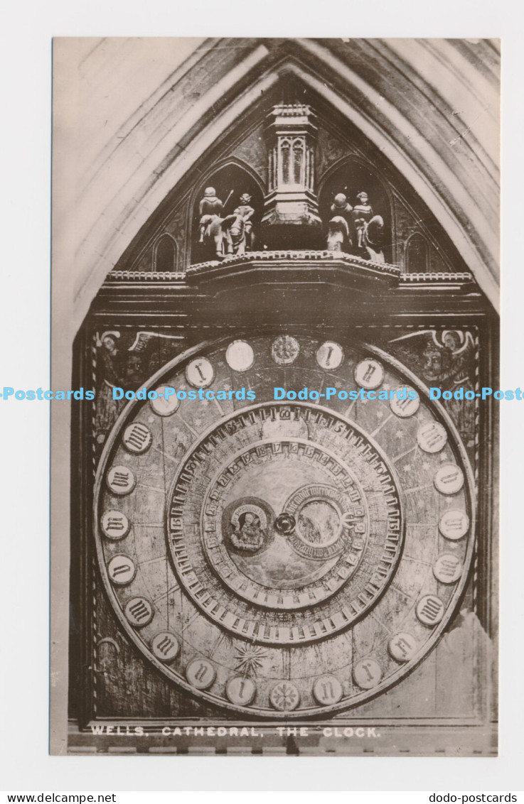 C001064 Wells Cathedral. Clock. Dowman Woodhams. Wells No. 7