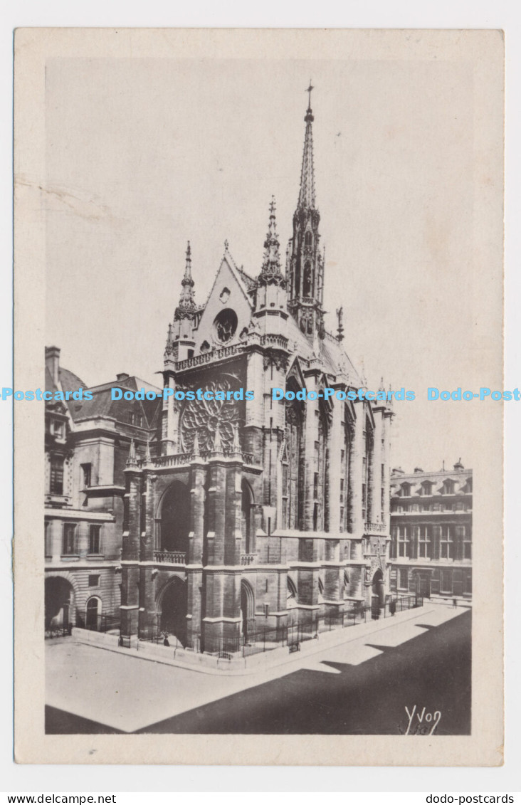 C004700 15. Paris. En Flanant. La Sainte Chapelle. Holy Chapel. Yvon