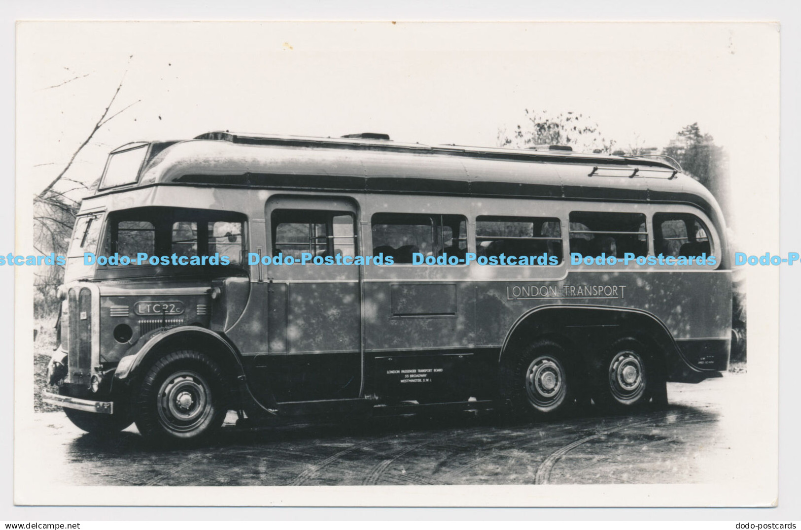 C023948 Bus. London Transport. Photo
