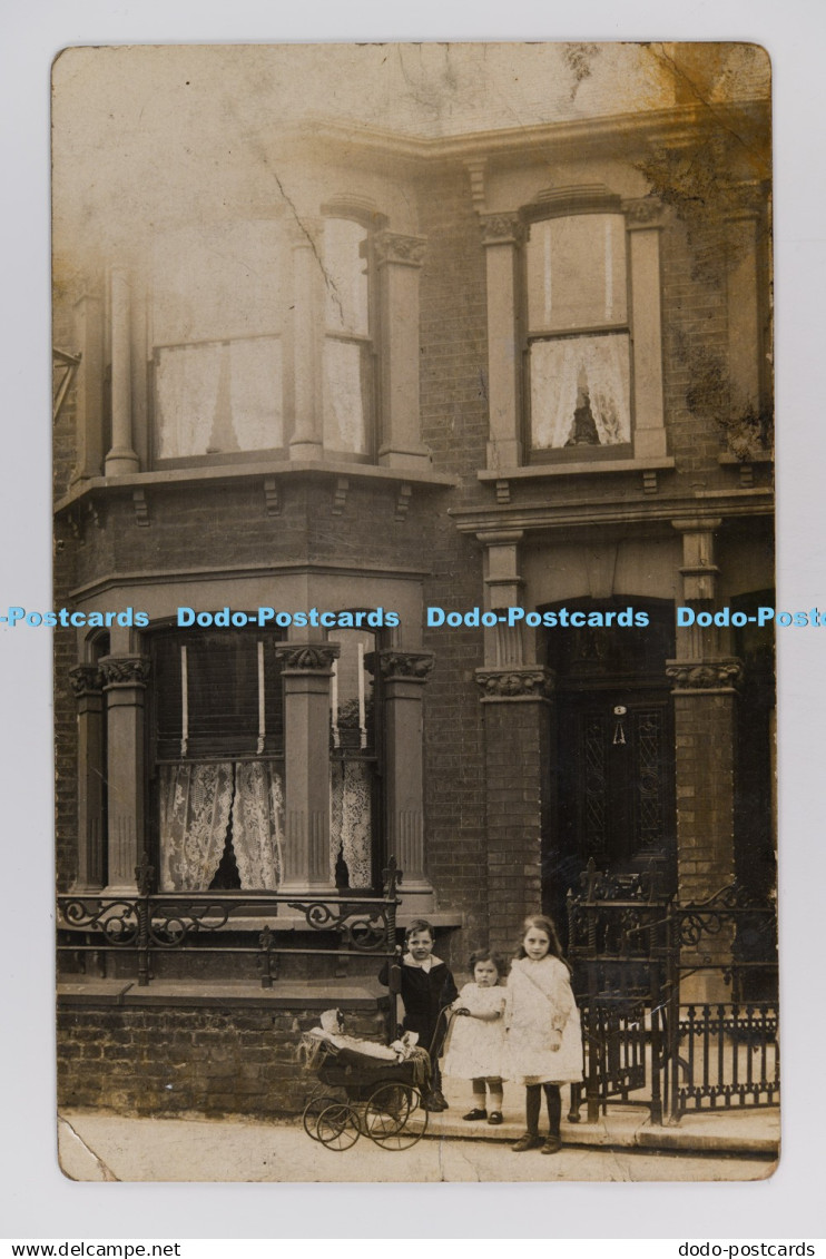 C029648 Clapton Park 7 Roding Road London Children Standing at the Home 1911