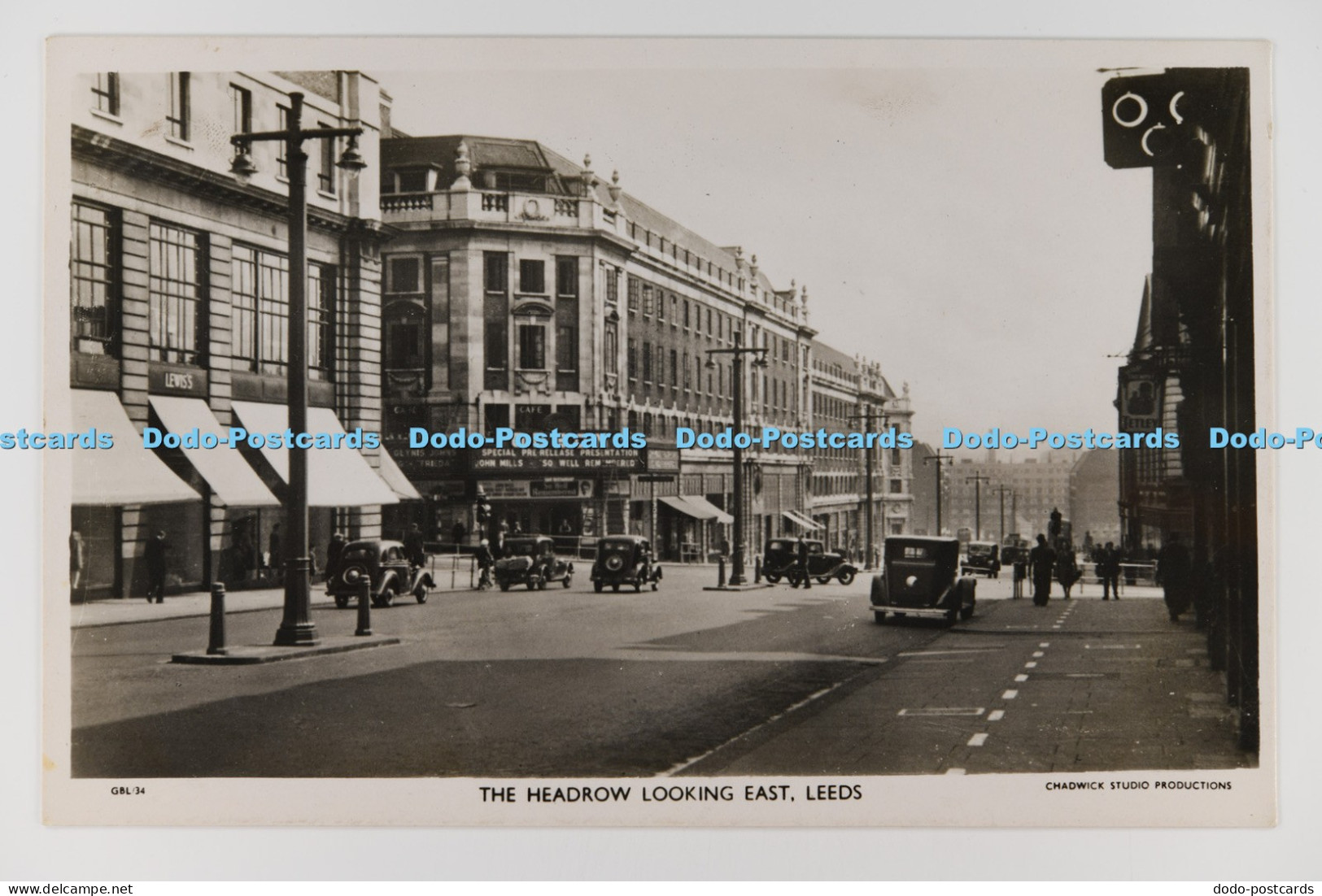 C032775 Leeds The Headrow Looking East Chadwick Studio Leeds RP