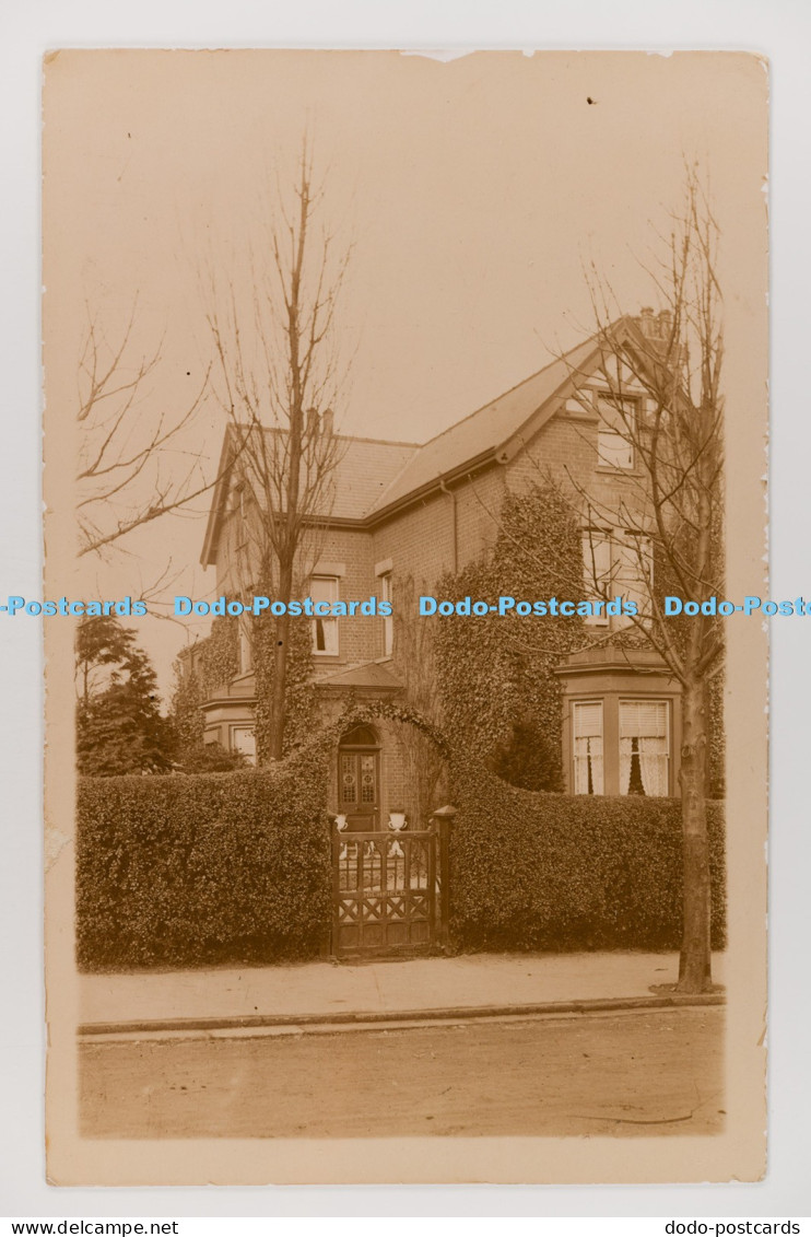 C033143 Hessle. Davenport Ave. East Yorkshire. House of Mrs. Gibson. Highfield.