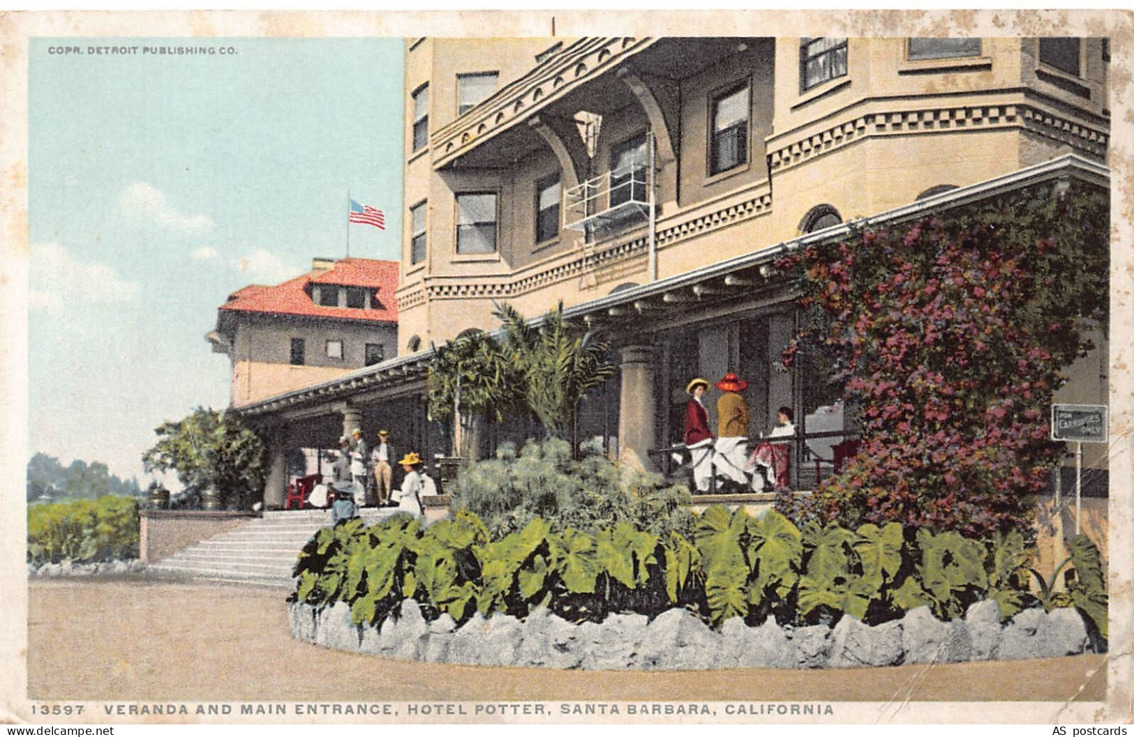 C130 California Santa Barbara Hotel Potter vintage postcard
