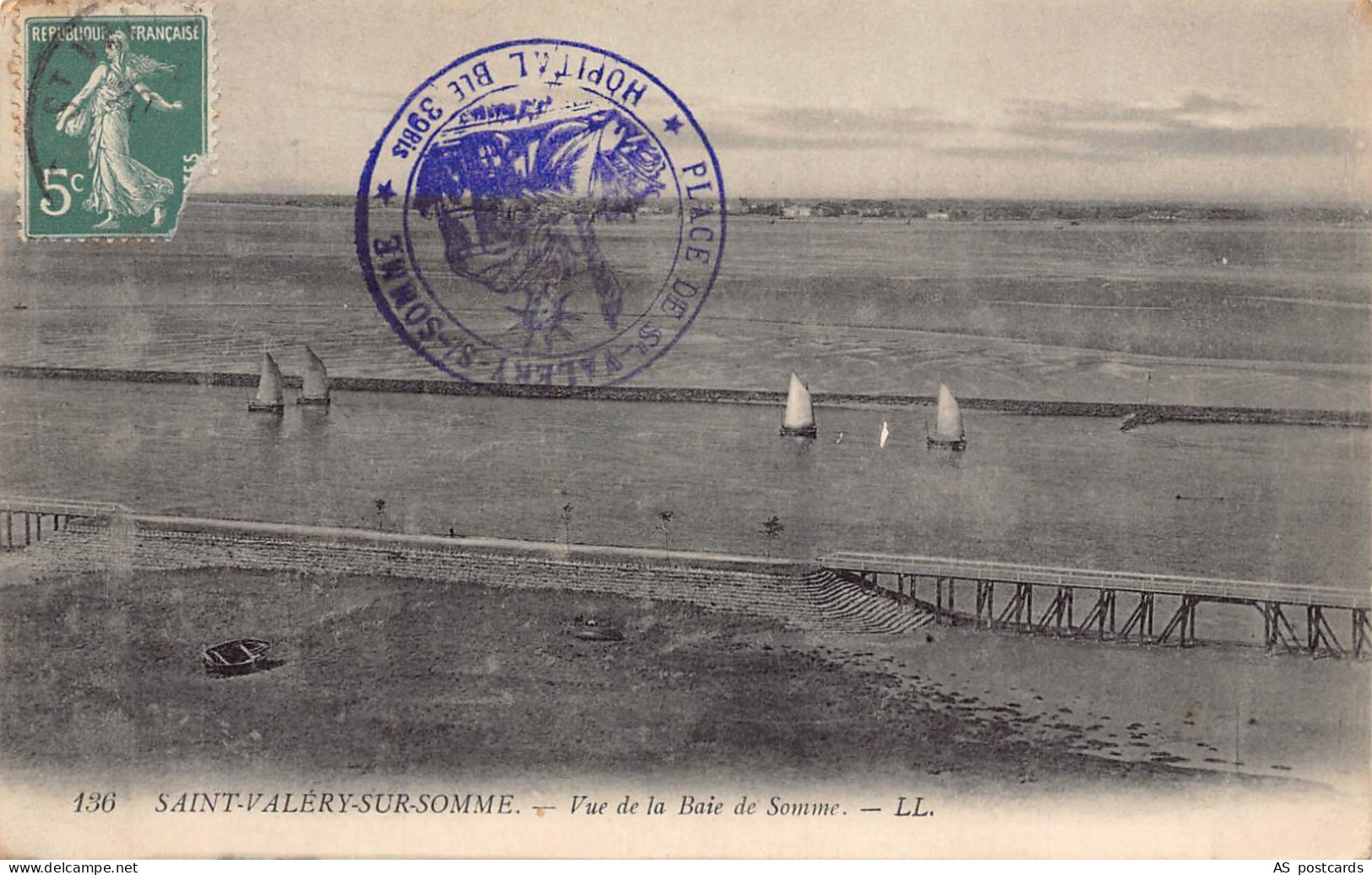 C263 France Saint Valery sur Somme Baie de Somme vintage postcard