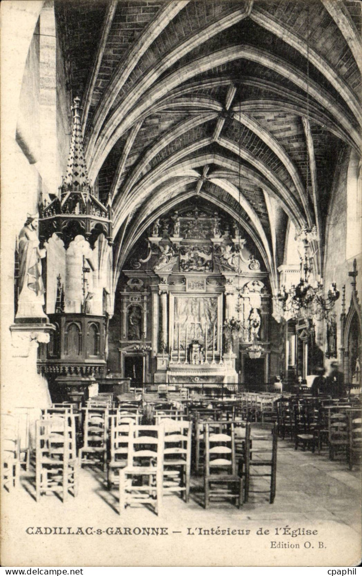 Cadillac sur Garonne CPA Interieur de l'eglise