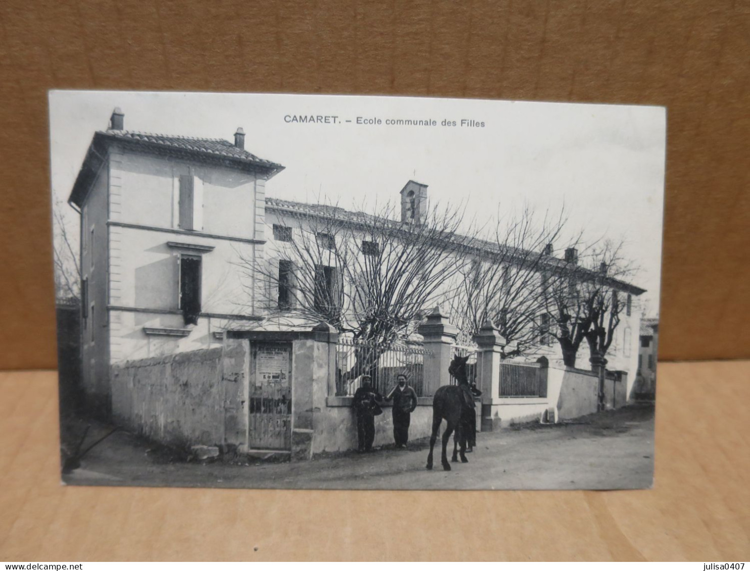 CAMARET (84) Ecole Communale des filles animation