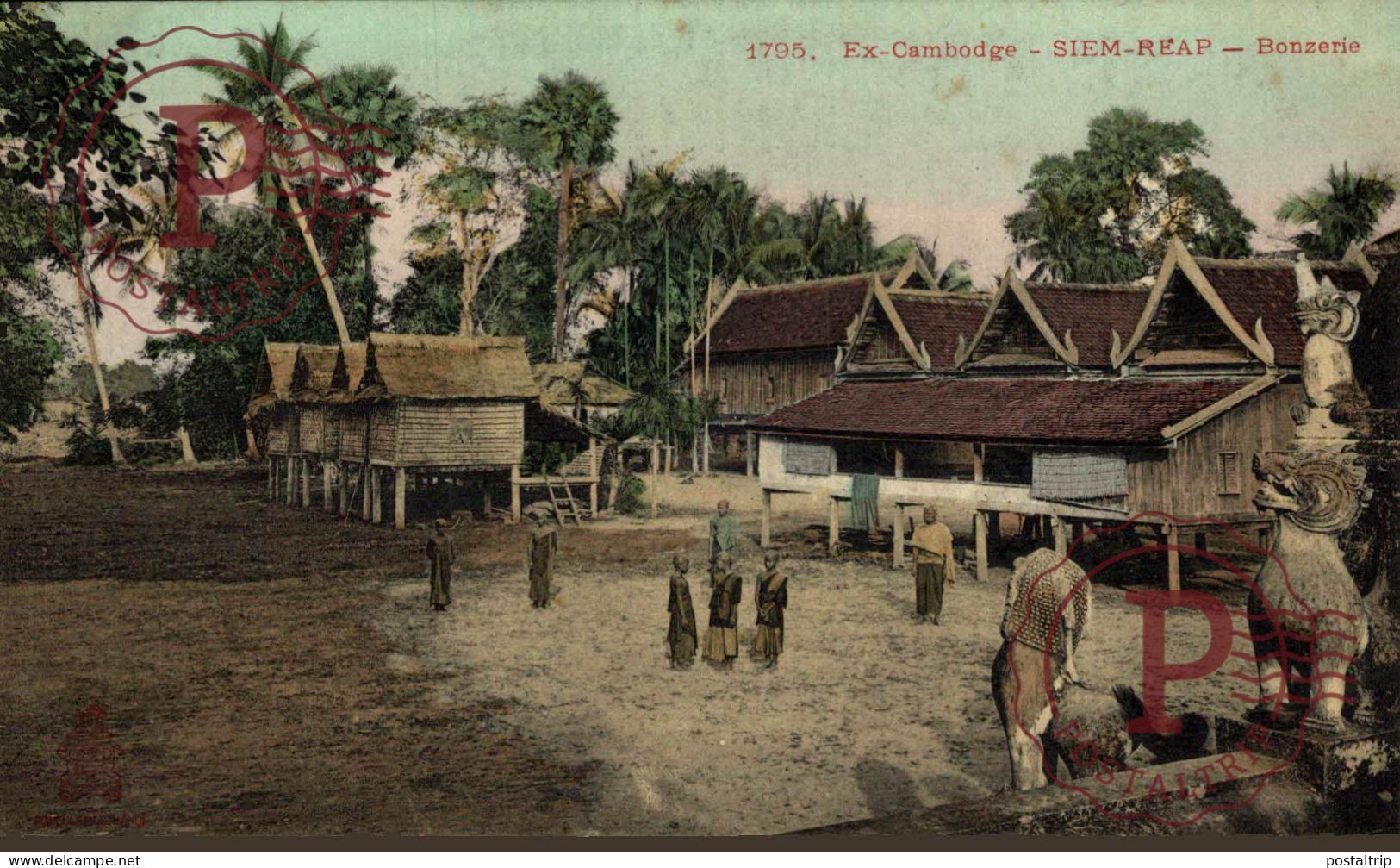 CAMBODGE, Siem Reap - Bonzerie CAMBODIA     ASIA  ASIE INDOCHINE