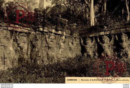 RPPC  CAMBODGE  RUINES D'ANGKOR  THOM  BAS RELIEFS