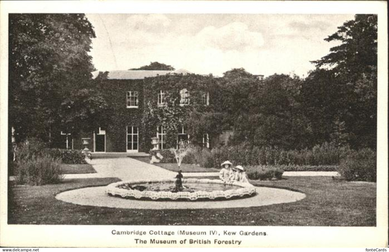 Cambridge Cambridgeshire Museum  Springbrunnen