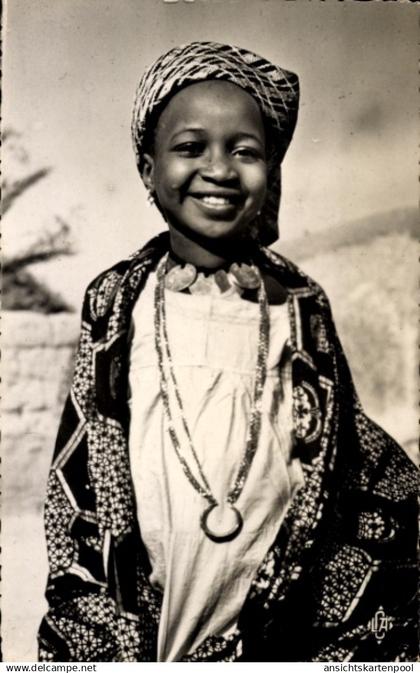 CPA Tschad, Mädchen mit Kopftuch und traditionellem Halsschmuck