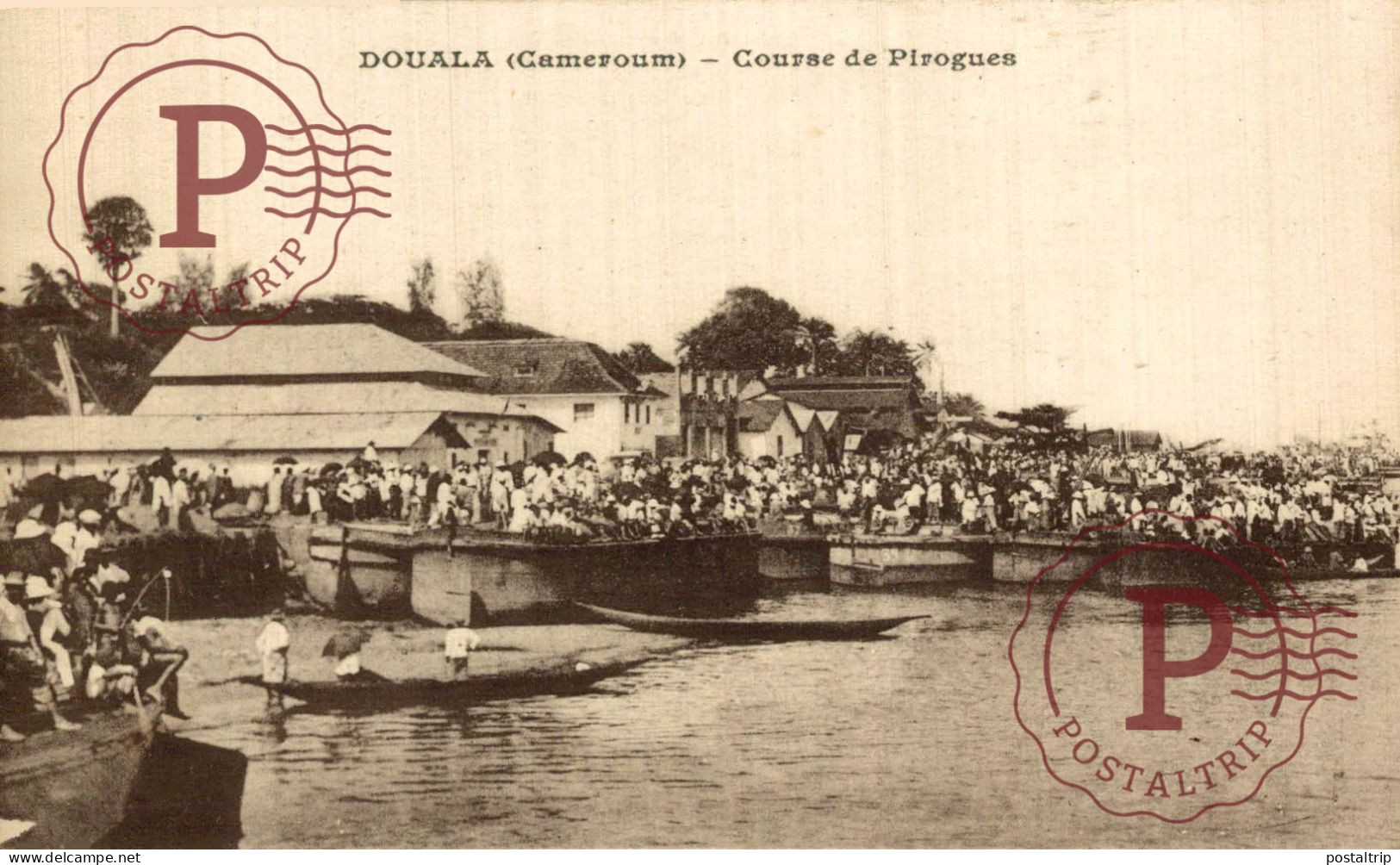 CAMERUN. CAMEROUN. COURSE DE PIROGUES