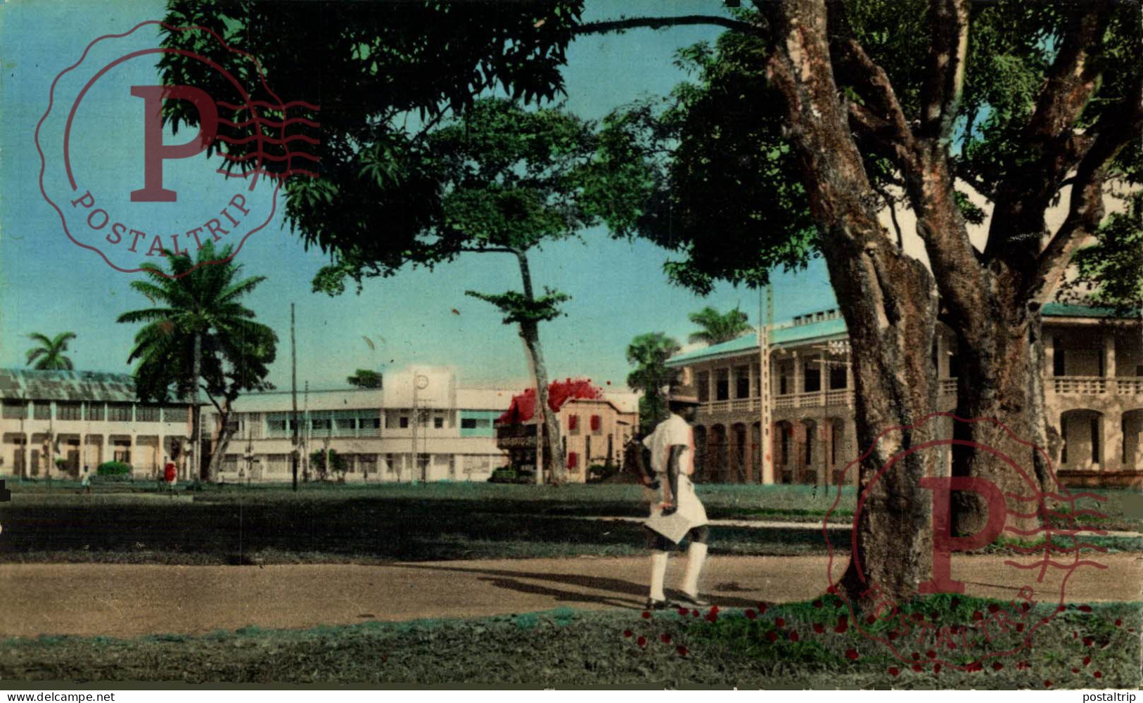 CAMERUN. CAMEROUN. DOUALA. LA PLACE DU PALAIS