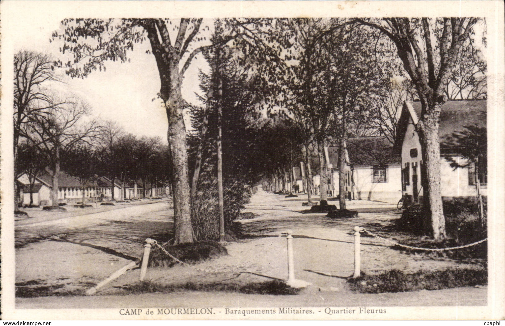 Camp de Moumelon - Quartier Fleurus - CPA