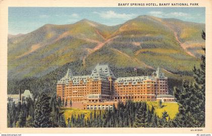 B520 Canada Banff Springs Hotel Banff National Park postcard