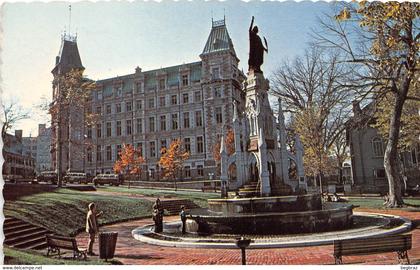 QUEBEC     MONUMENT DE LA FOI