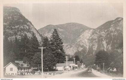 CANADA - Colombie Britannique - Yale - Cariboo Trail - route bordée - CPA