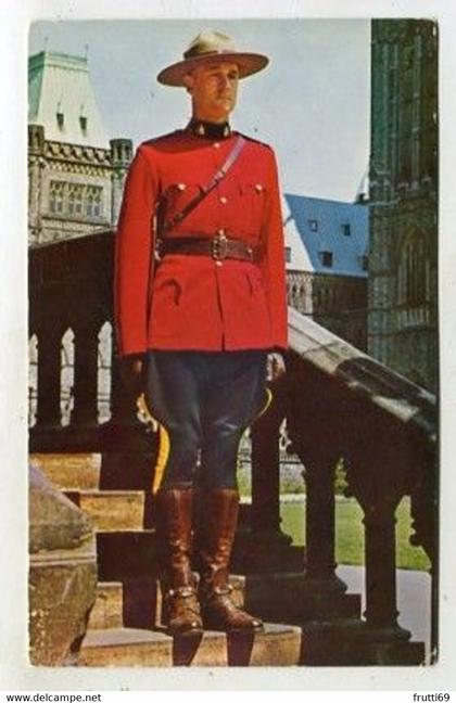 AK 03900 CANADA - Royal Canadian Mounted Police