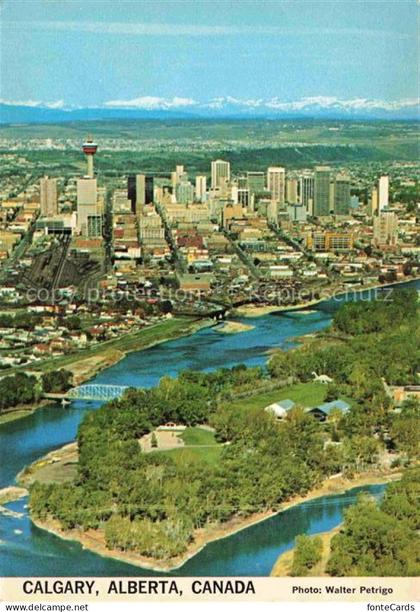 Calgary Alberta Canada Fliegeraufnahme mit Calgary Zoo und Rocky Mountains