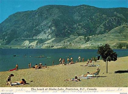 Penticton British Columbia Canada Skaha-Lake Strand Schwimmer Sonnenbader Berge