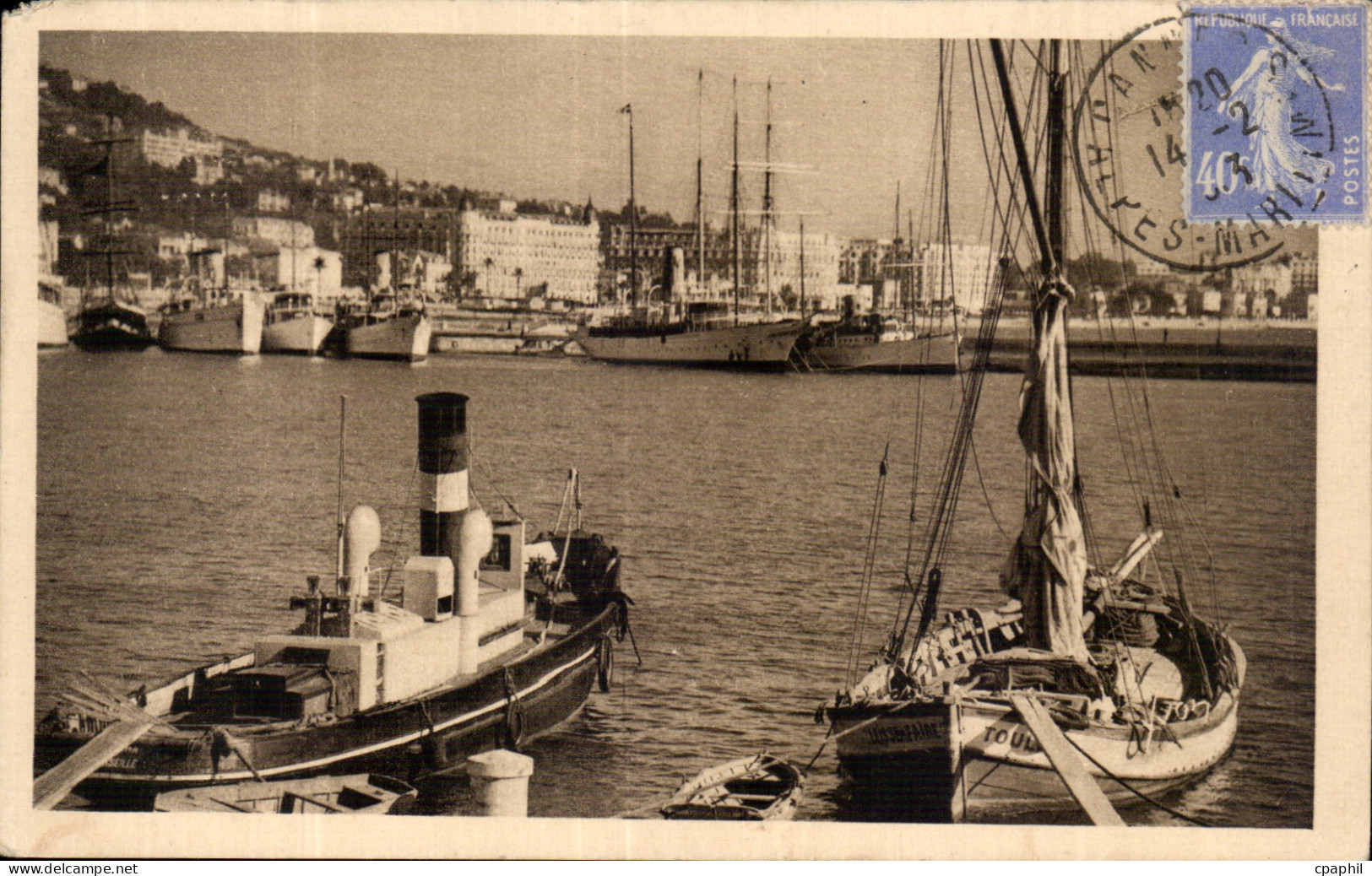 Cannes - Le Port Bateaux - CPA