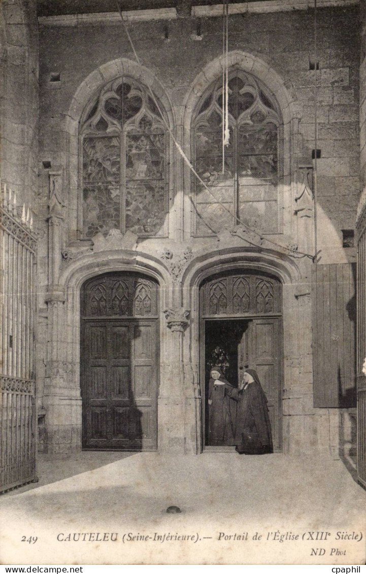 Canteleu - Portail de l'Eglise CPA