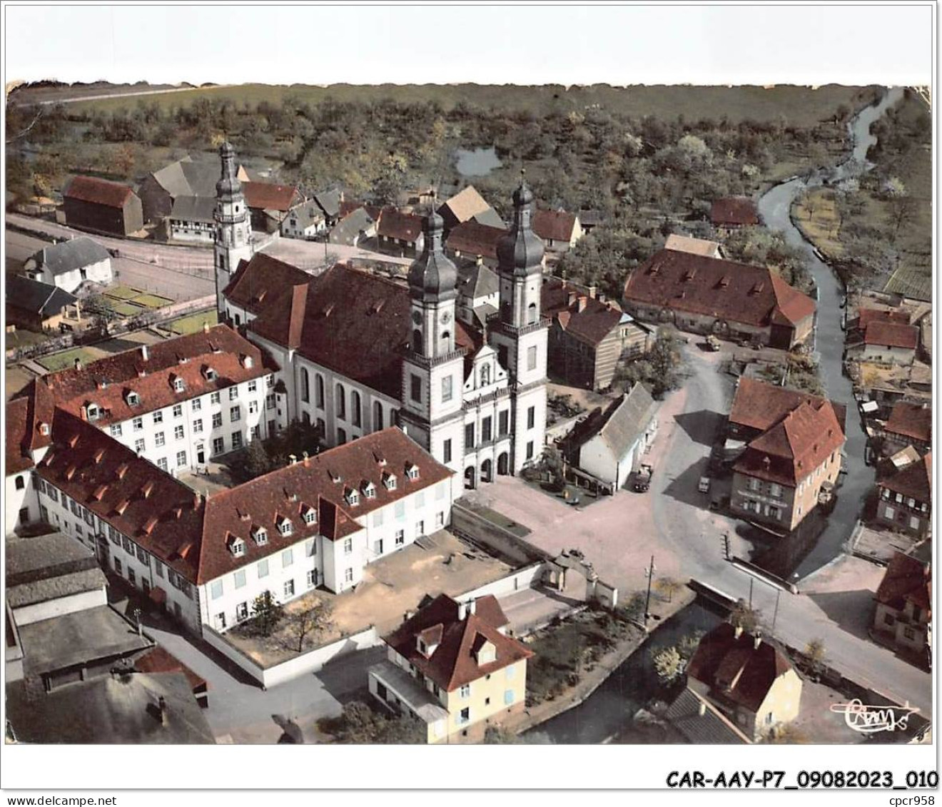 CAR-AAYP7-67-0463 - EBERSMUNSTER - eglise Abbatiale et Couvent - vue aerienne