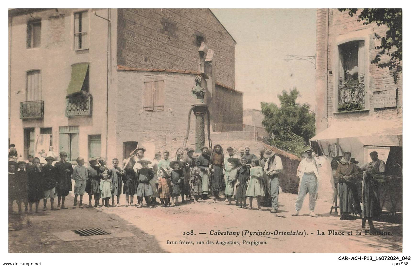 CAR-ACHP13-0838-66 - CABESTANY - La place et la fontaine