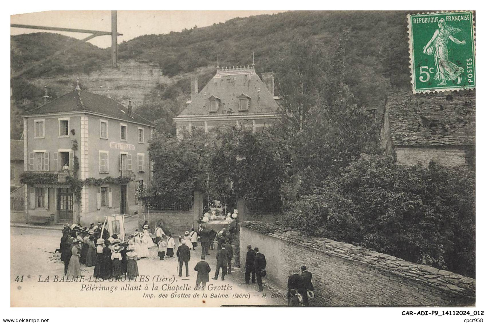 CAR-ADIP9-0561-38 - LA BALME-LES-GROTTES - pélérinage allant a la chapelle des grottes