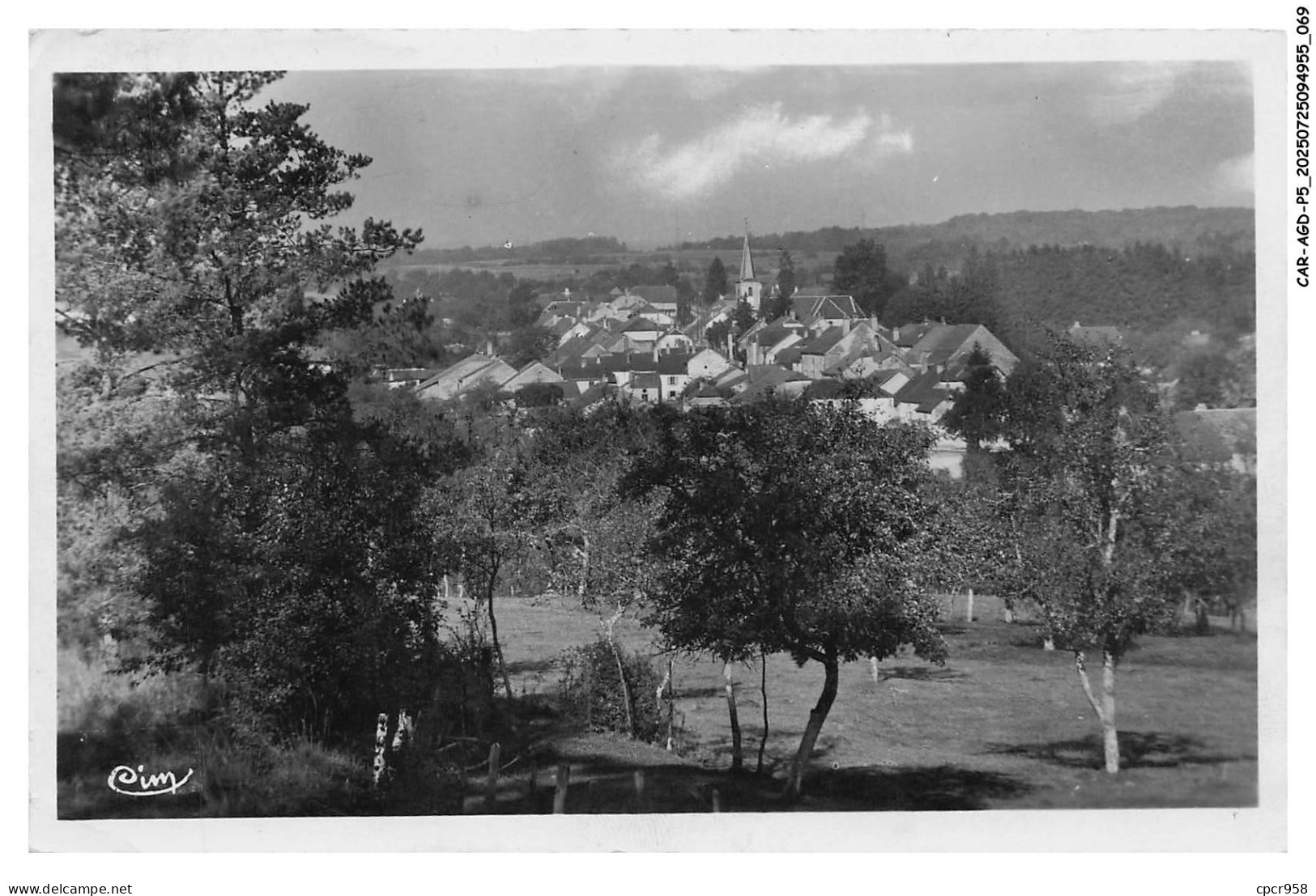 CAR-AGDP5-0267-70 - COMBEAUFONTAINE - Vue générale