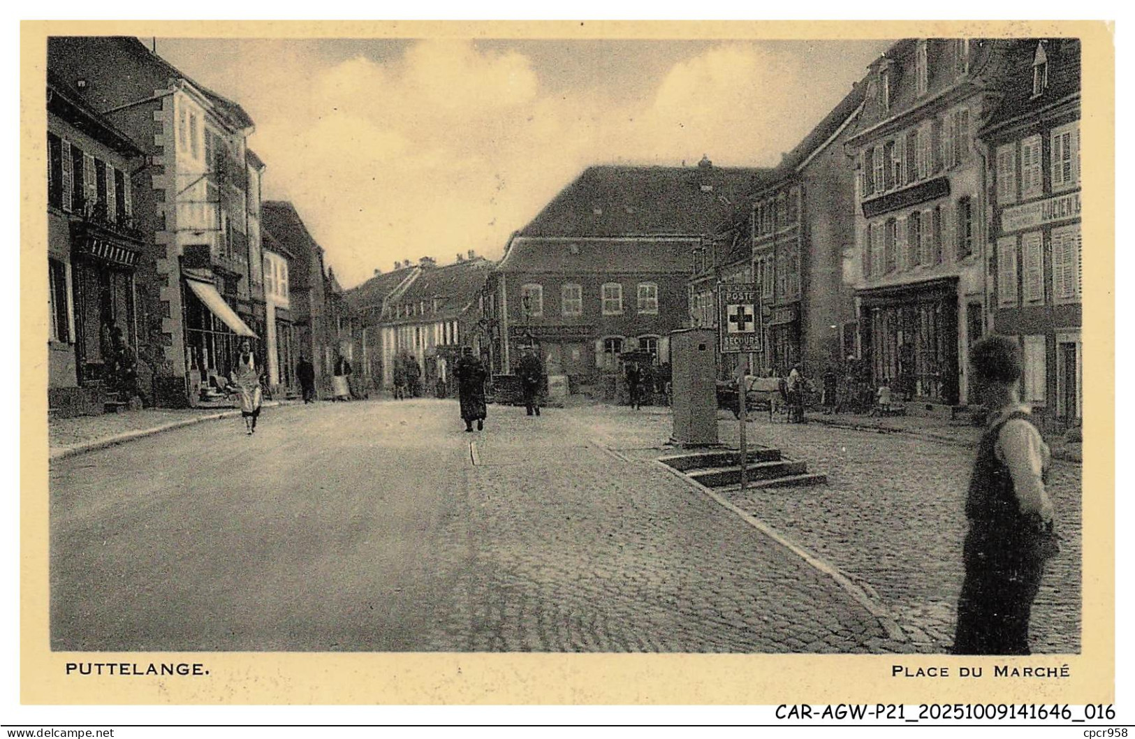 CAR-AGWP21-1060-57 - PUTTELANGE - Place du marché
