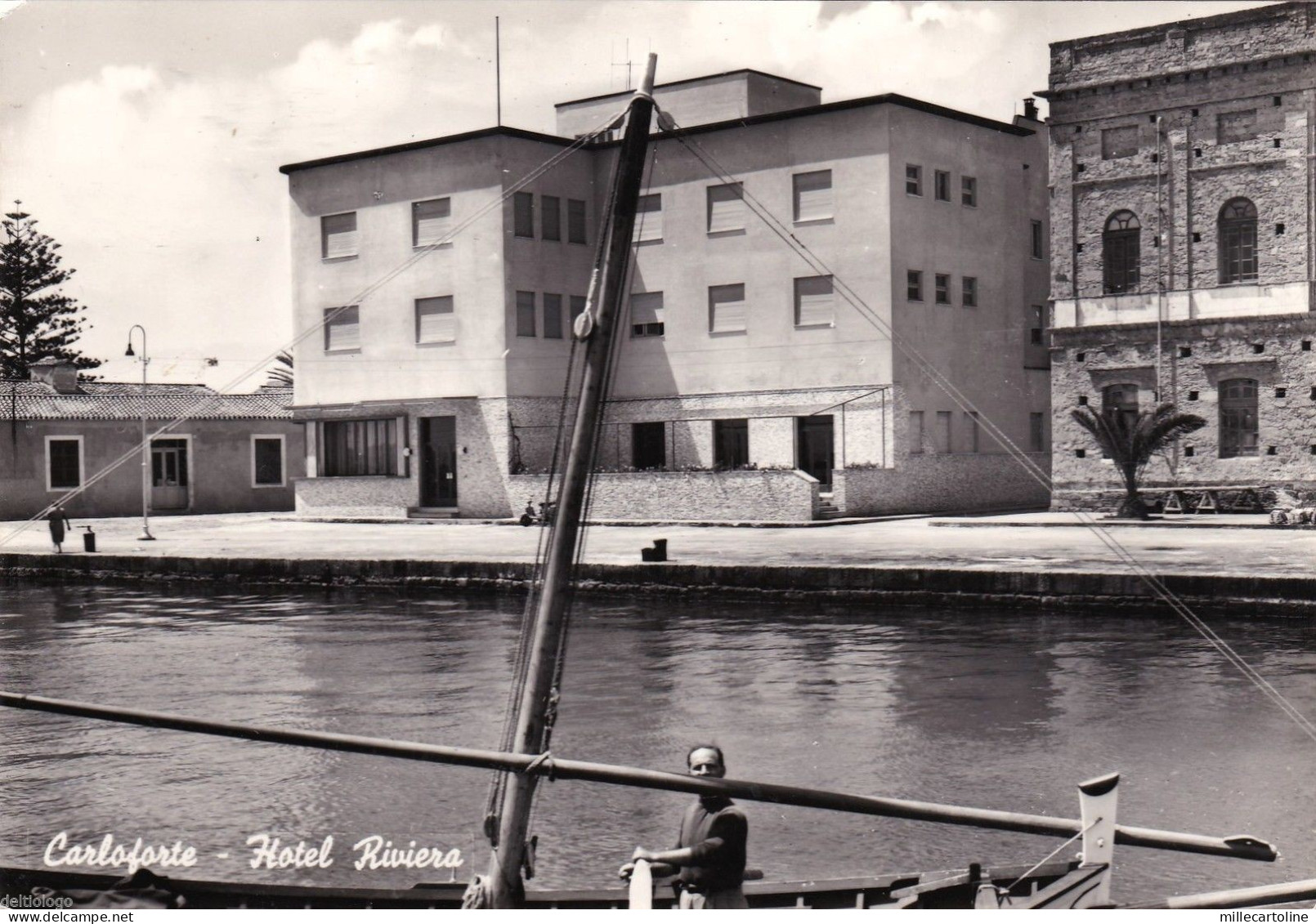 # CARLOFORTE: HOTEL RIVIERA