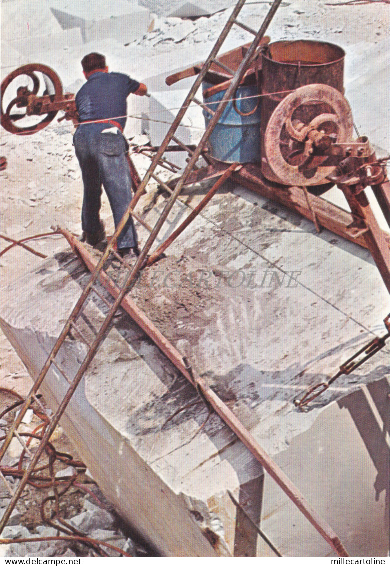 CARRARA - Cave di Marmo