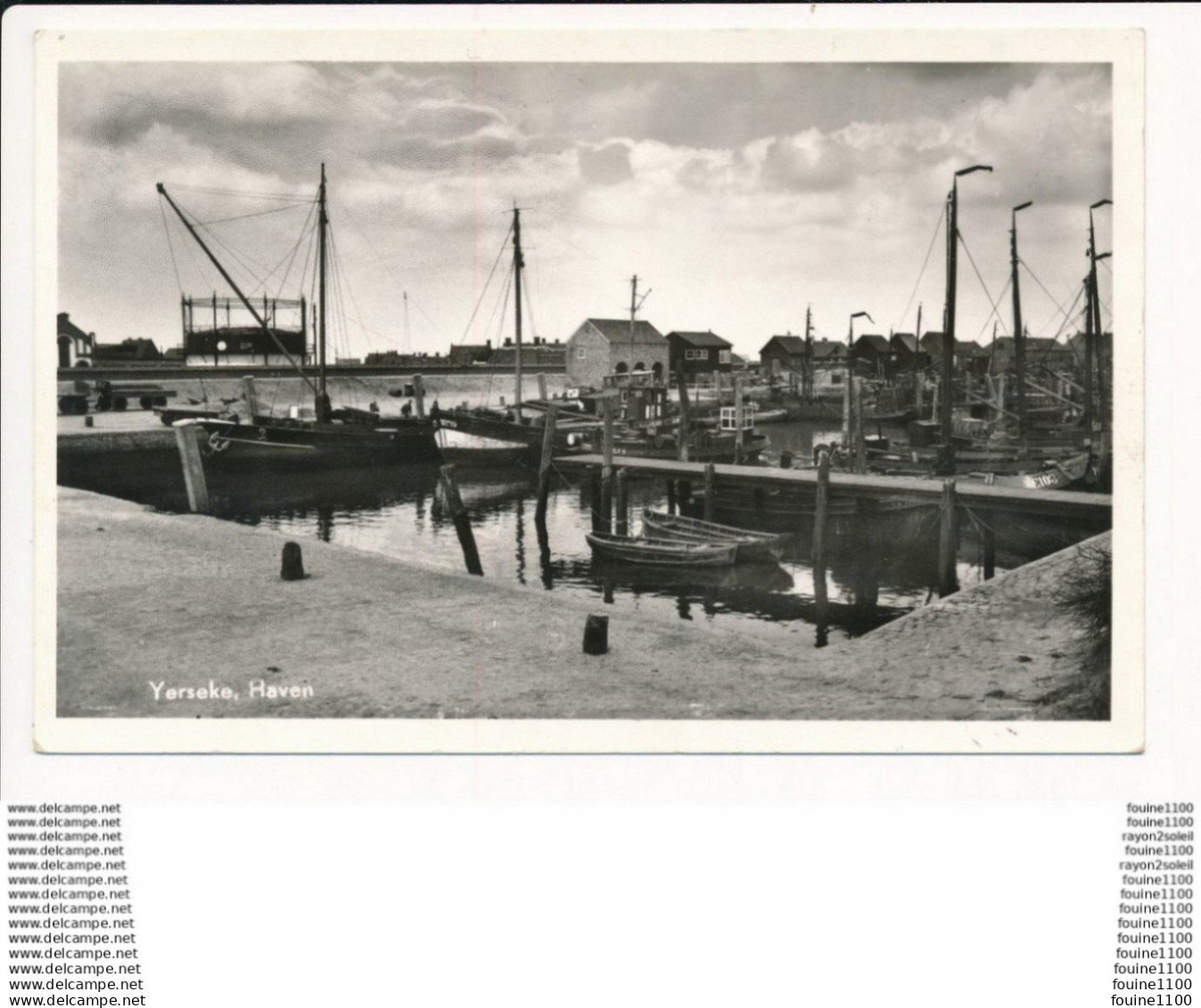 carte de YERSEKE haven ( format 9 x 14 cm )