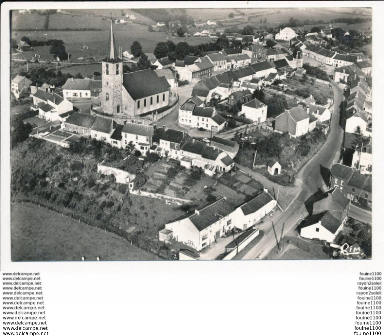 carte ( format 15 x 10,5 cm ) FROIDCHAPELLE  vue aérienne